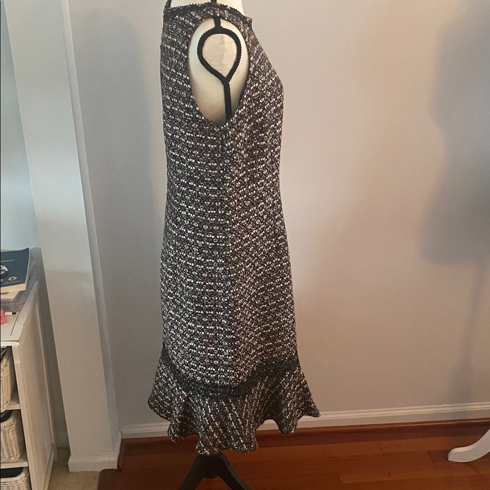 Karl Lagerfeld size 8 sleeveless tweed dress trumpet bottom - Picture 4 of 10